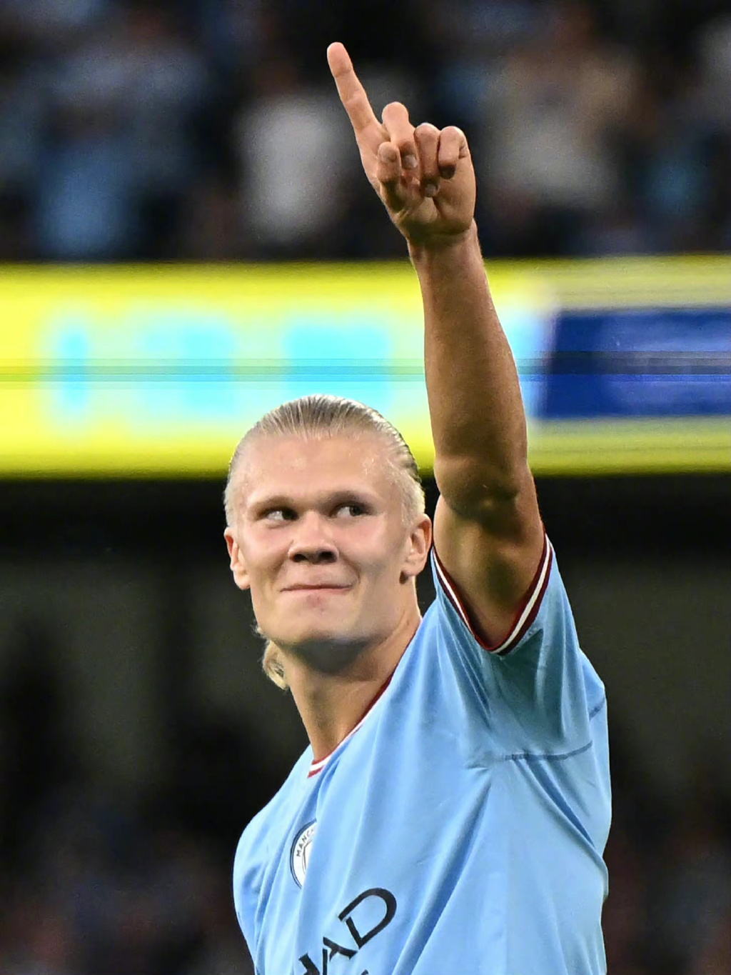 梅西通过一 梅西通过一