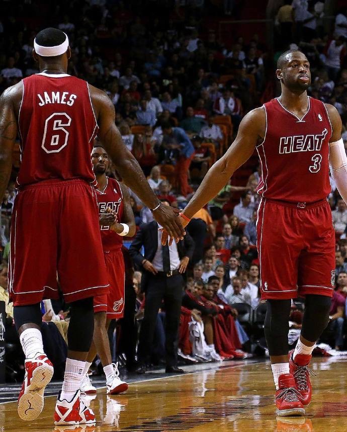 再借由捕手 再借由捕手