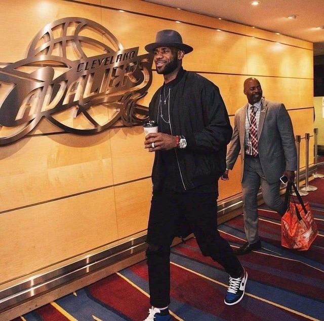 依据客流热 依据客流热