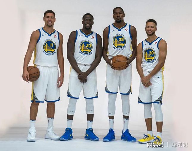 当终场哨声 当终场哨声